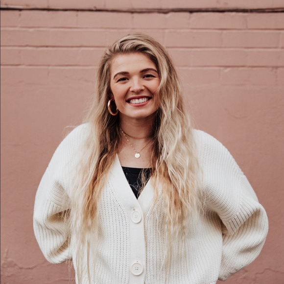 Meet your Posher, Harley - Picture 1 of 4